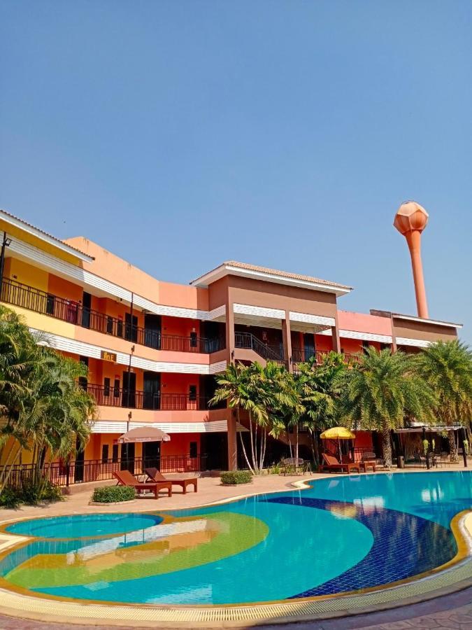 Prelude Hotel Kancsanaburi Kültér fotó